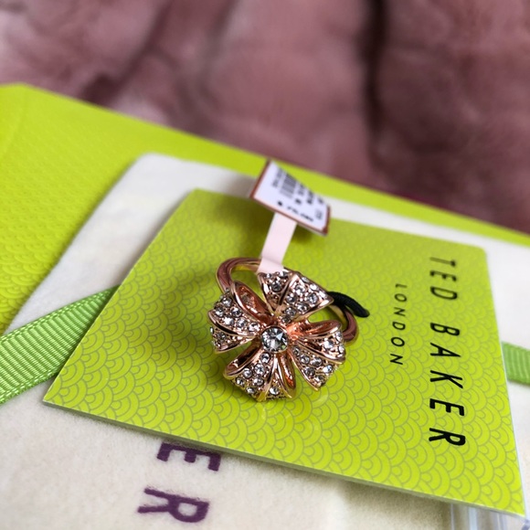 Ted Baker Crystal Rosette Ring - Rose Gold - Picture 3 of 6